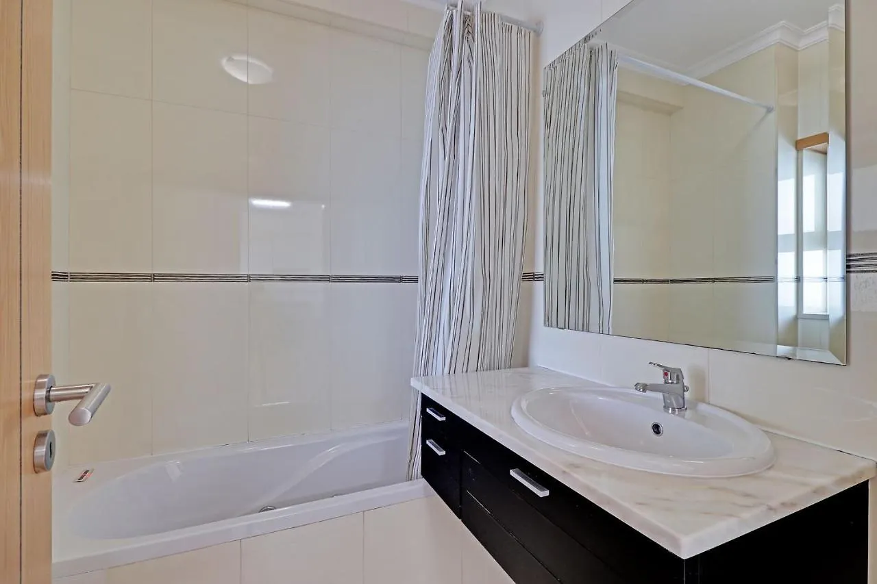 Lagos Balcony With Pool By Homing Apartment